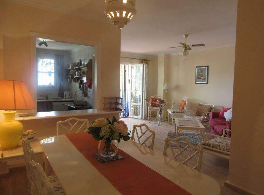 Apartment In El Paraiso - Near Puerto Banus Estepona Eksteriør bilde