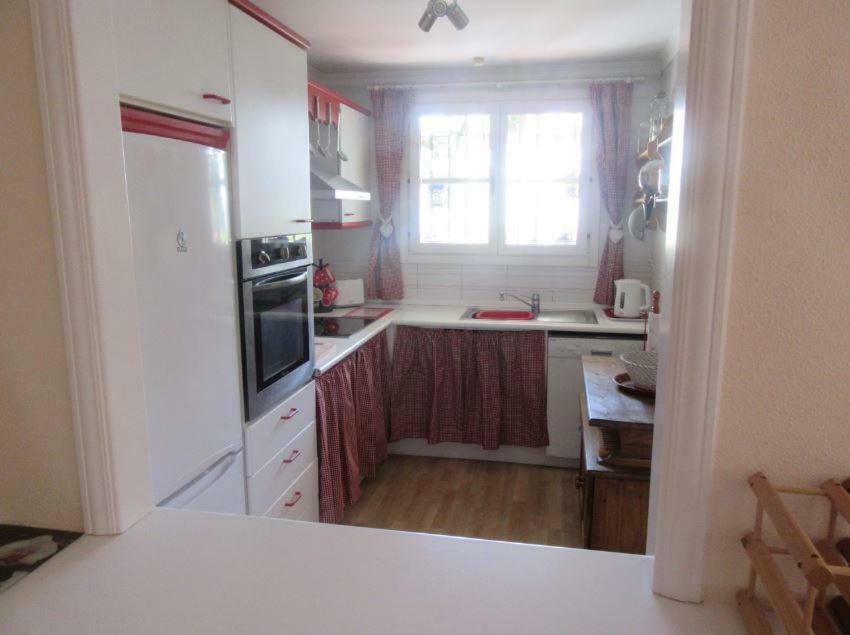 Apartment In El Paraiso - Near Puerto Banus Estepona Eksteriør bilde
